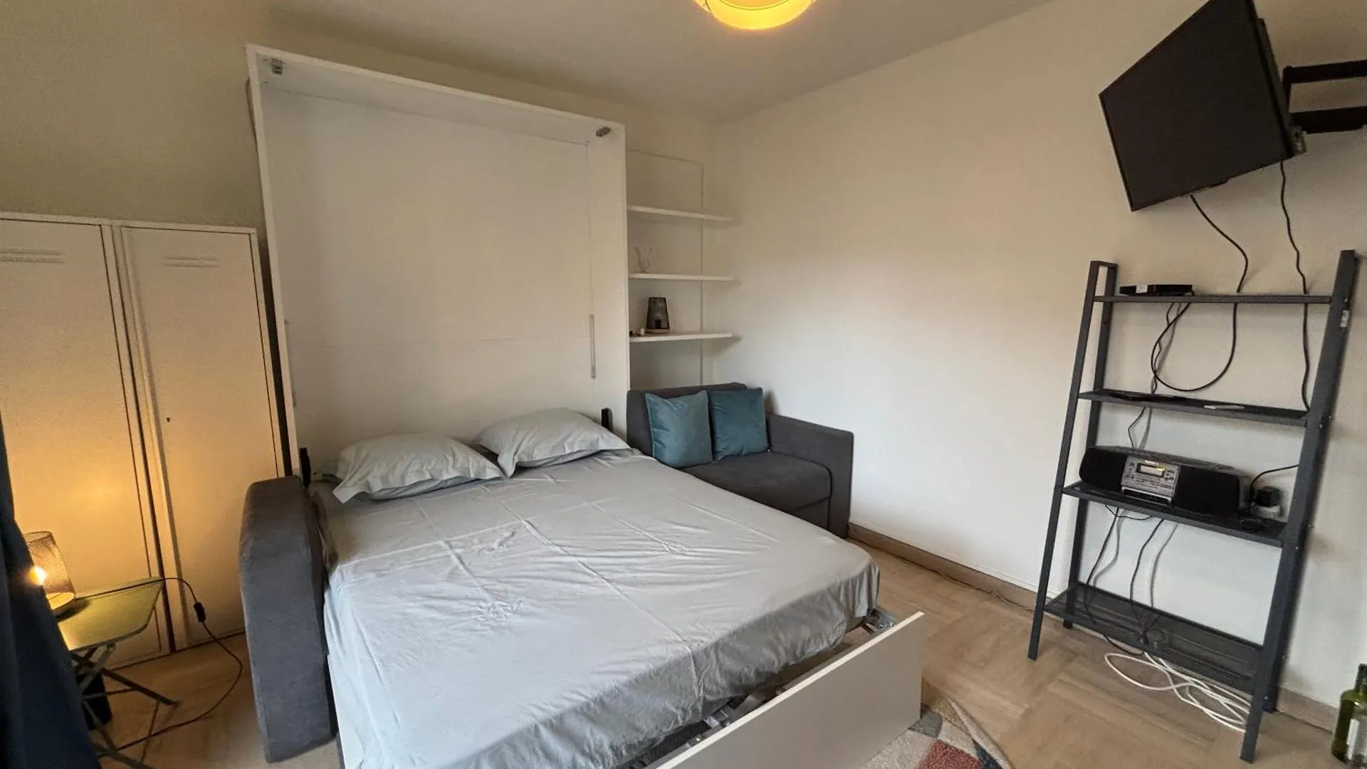 Διαμέρισμα Cozy Apt With Balcony - Garibaldi Port Νίκαια
